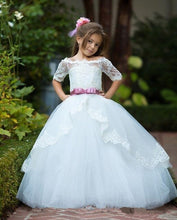 Load image into Gallery viewer, Cute Beauty White Flower Girls Dresses For Wedding With Sash Half Sleeves Lace Tulle Glitz Pageant Gowns
